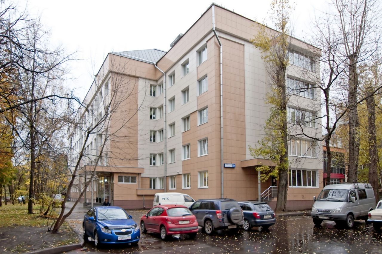 Офисы в аренду и на продажу рядом с метро ВДНХ в бизнес-центре Космонавтов 18